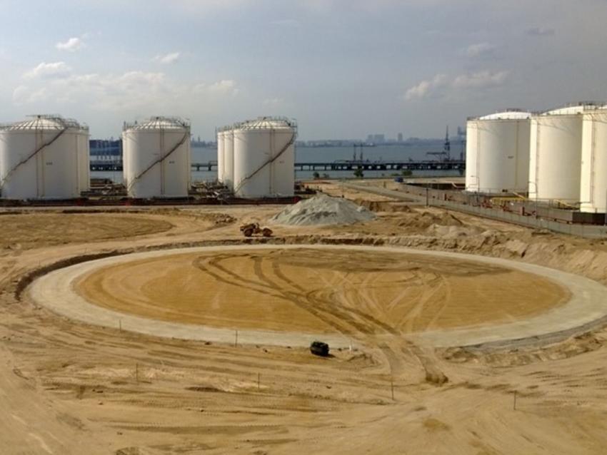 Tank farm expansion by Keller in Pulau Busing, Singapore